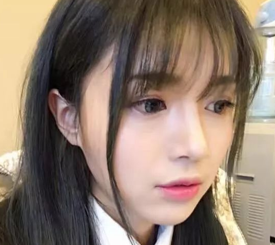 隆鼻手术