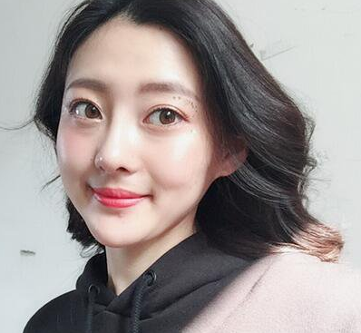 隆鼻手术