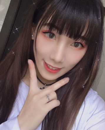 去眼袋手术