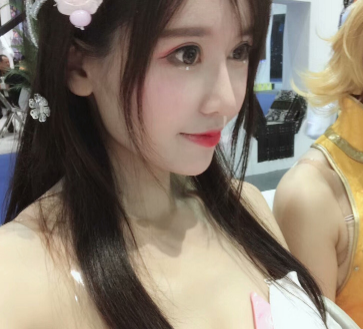 去眼袋手术