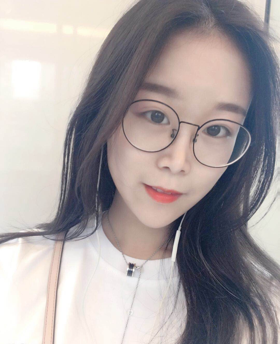 去眼袋手术