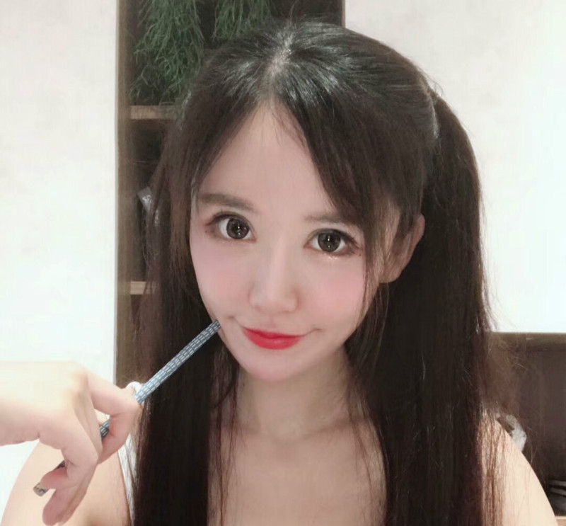 去眼袋手术