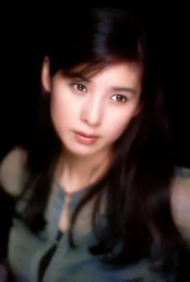 去眼袋手术