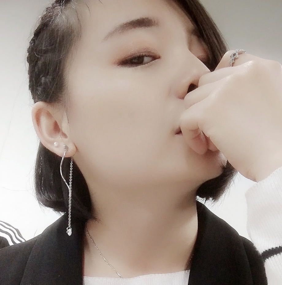 去眼袋手术