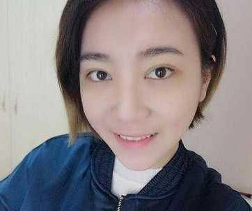 去眼袋手术