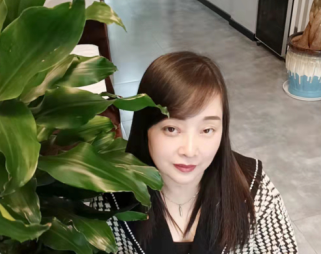 去眼袋手术