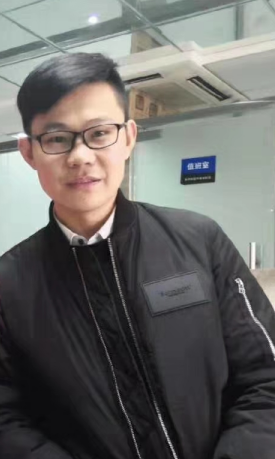 去眼袋手术