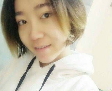去眼袋手术