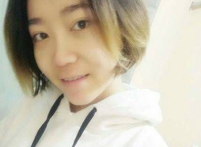 去眼袋手术