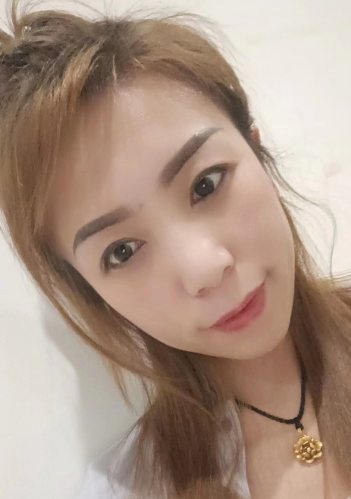 去眼袋手术