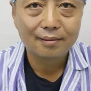 去眼袋手术