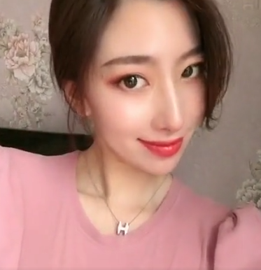 去眼袋手术