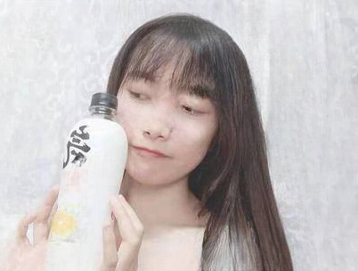 去眼袋手术