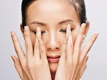 眼袋