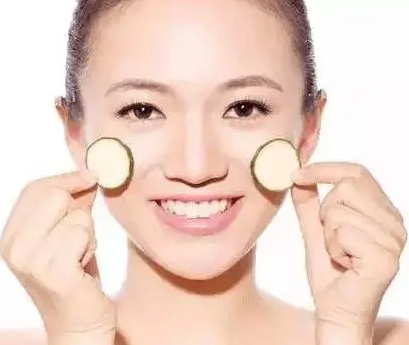 去眼袋手术