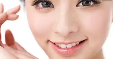 去眼袋手术