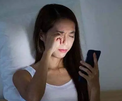 眼袋手术