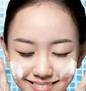 美白