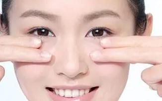 眼袋