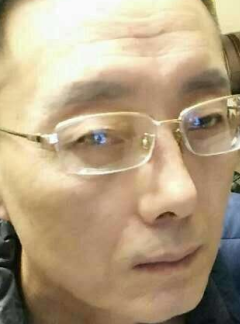 去眼袋手术
