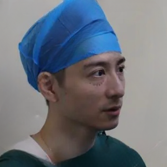 去眼袋手术