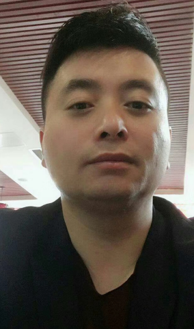 去眼袋手术