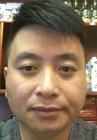 去眼袋手术