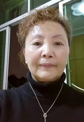 去眼袋手术
