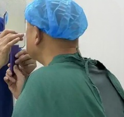 去眼袋手术
