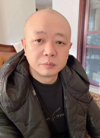 去眼袋手术