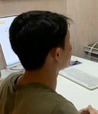 去眼袋手术