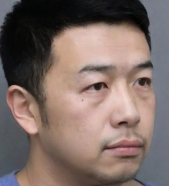 去眼袋手术
