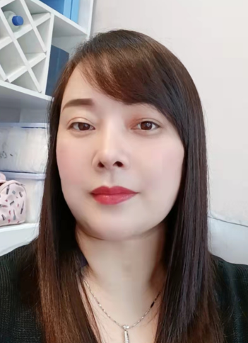 去眼袋手术