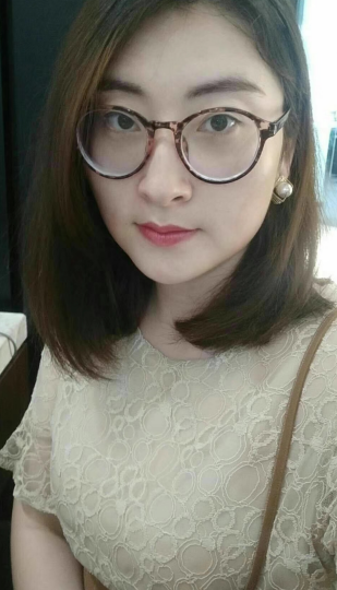去眼袋手术